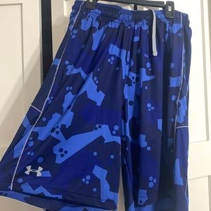 Mens Under Armour blue patterned basketball shorts